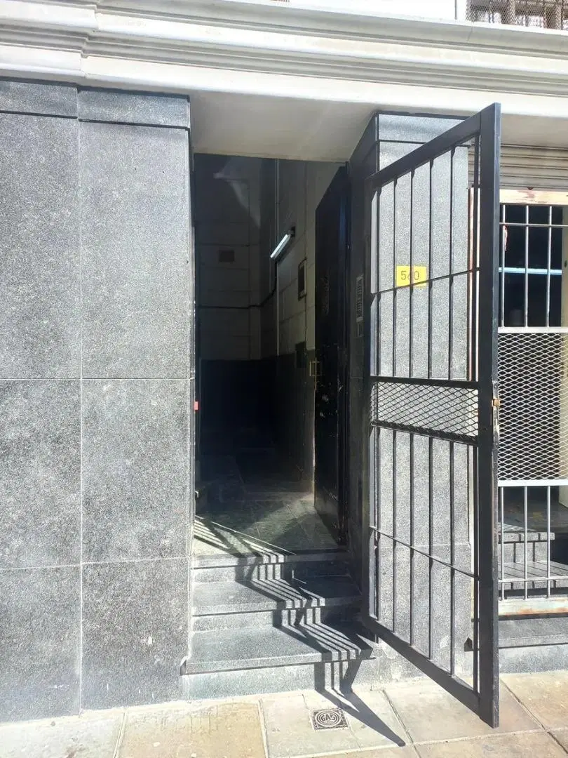 Alquiler de Galpón y Depósito de 150m² en Villa Crespo 4