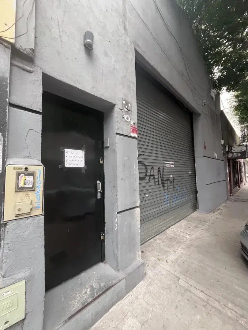 Alquiler de Galpón y Depósito Comercial de 333 m² en Villa C 4