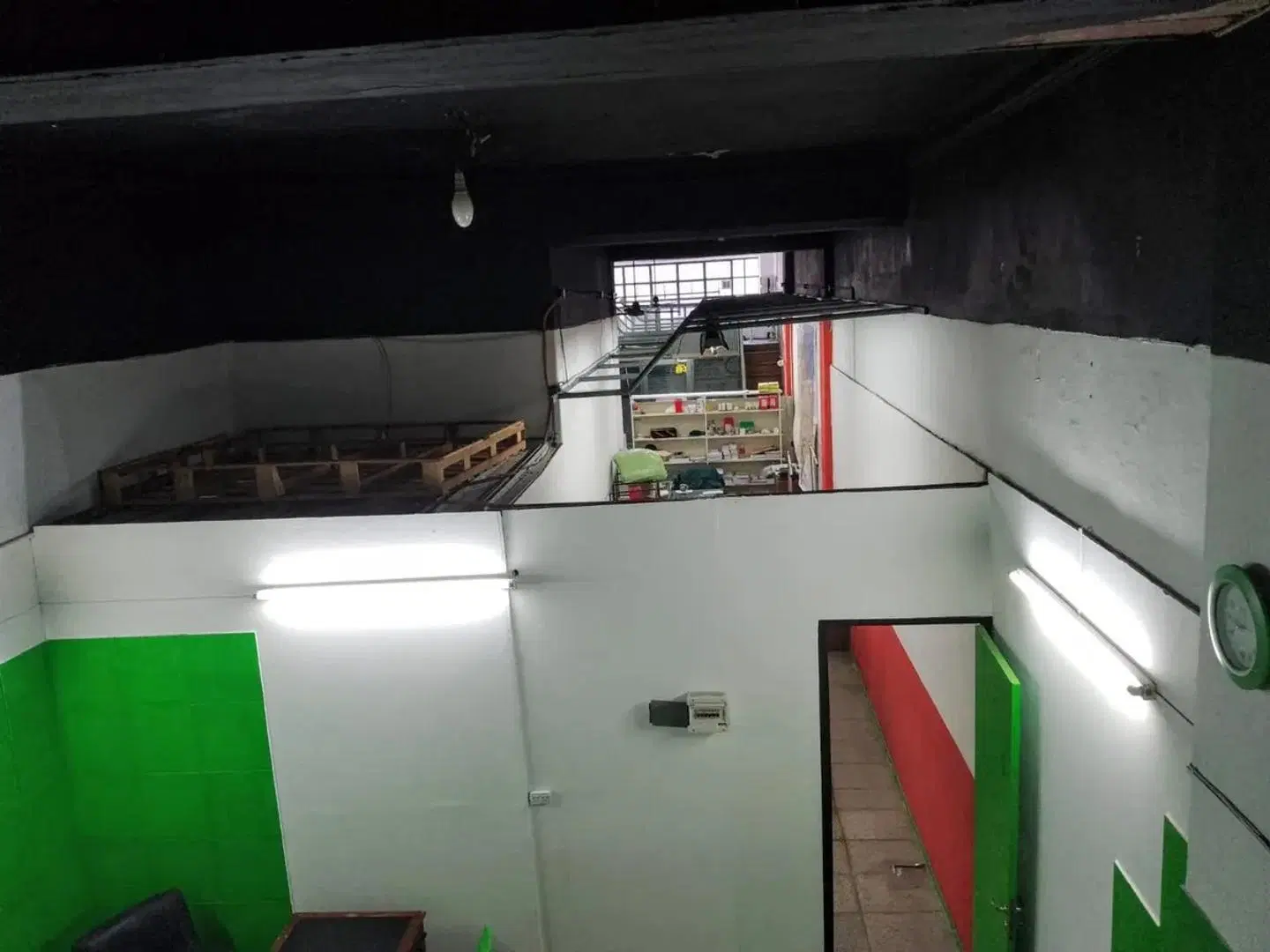 Alquiler de Local Comercial de 156 m² en Monserrat 3