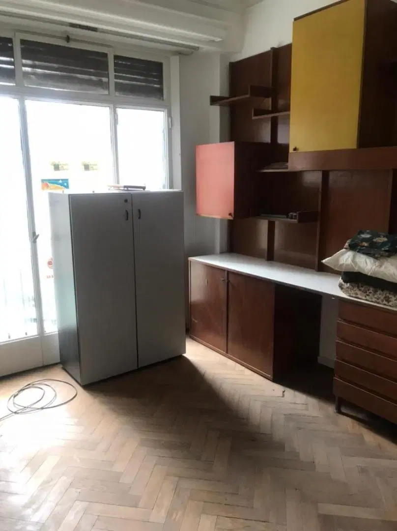 Venta de Piso Único 5 Ambientes en Balvanera 2