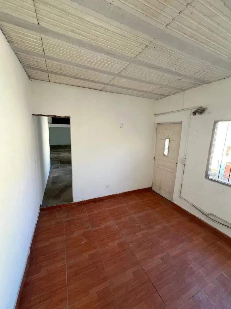 Alquiler de Local Comercial e Industrial en Hurlingham 5