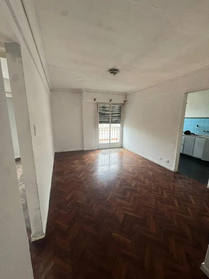 Venta Departamento 3 Ambientes en Balvanera 5