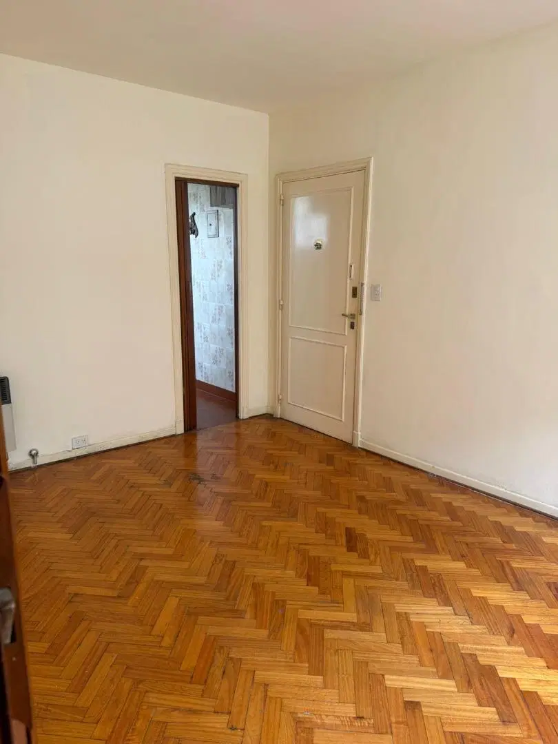 Venta Departamento 3 Ambientes en Parque Patricios 2