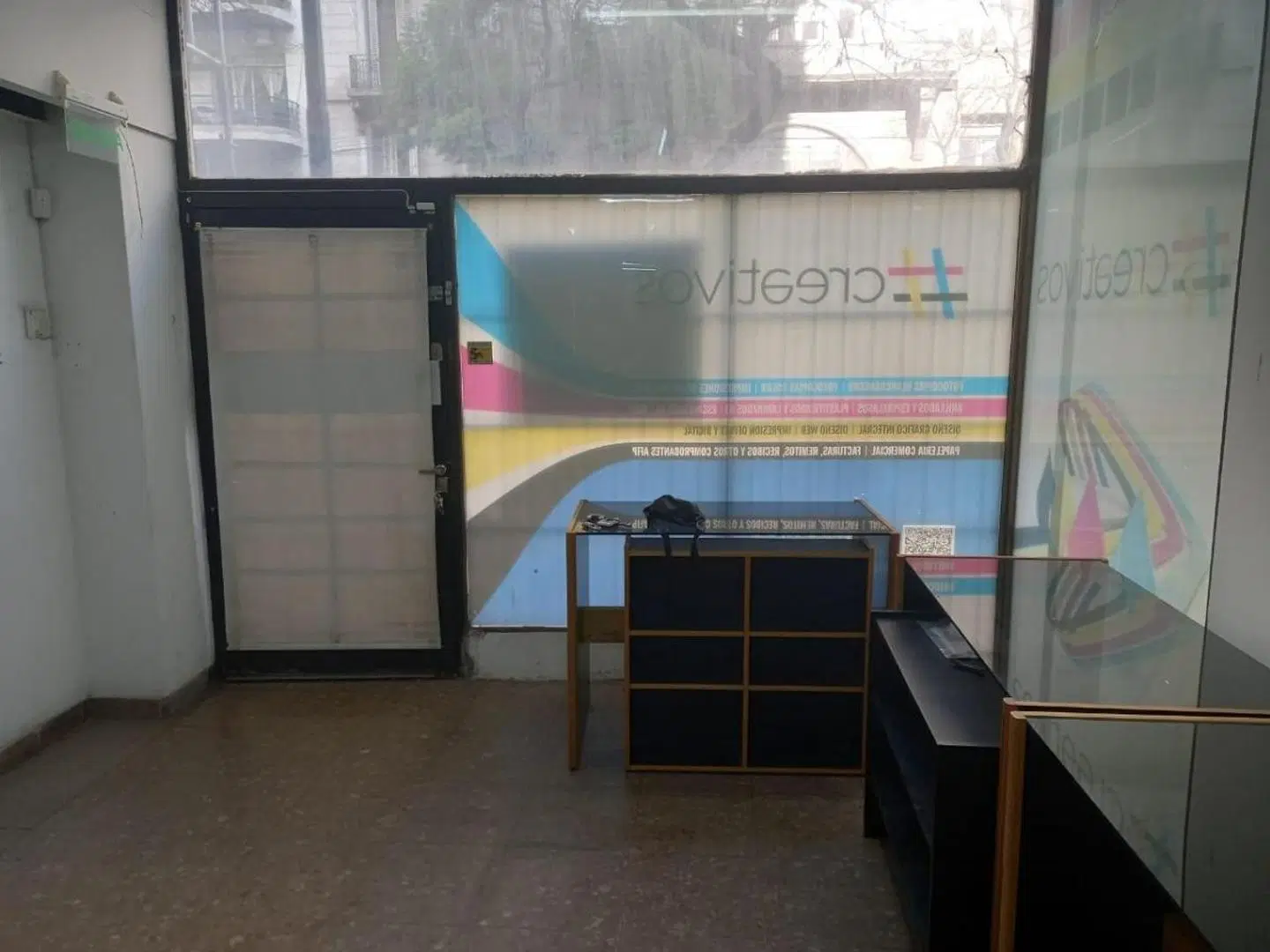 Alquiler de Local Comercial de 100 m² en Monserrat 3