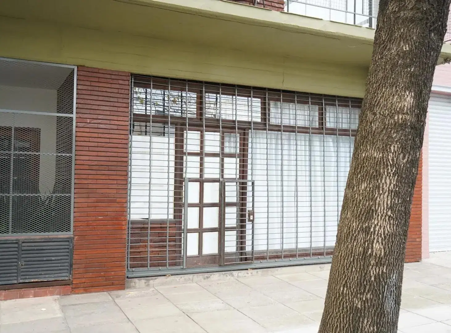 Alquiler de Local Comercial de 96 m² en Chacarita 2