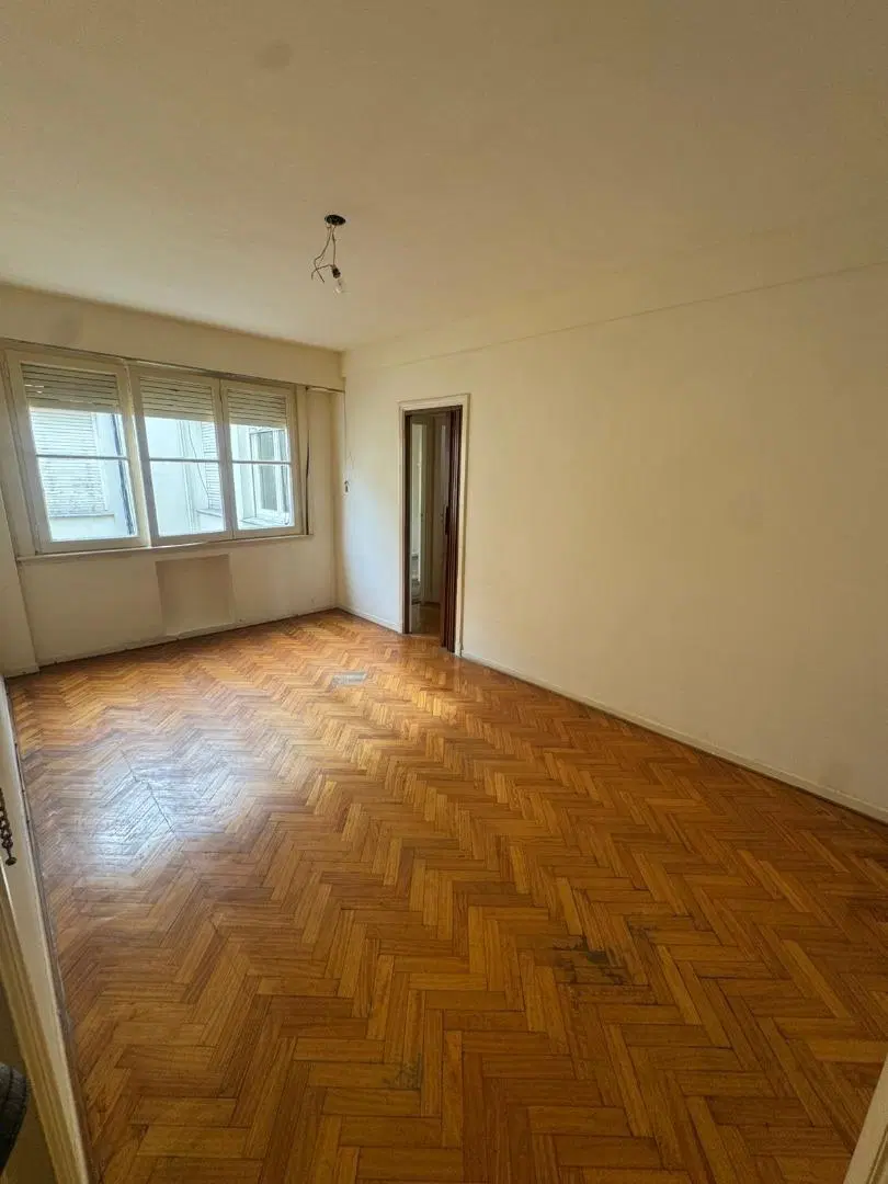 Venta Departamento 3 Ambientes en Parque Patricios 2