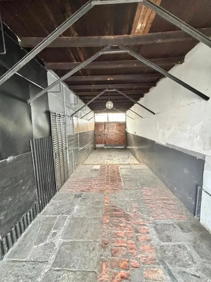 Alquiler de Galpón de 160 m² con Oficina en San Fernando 2