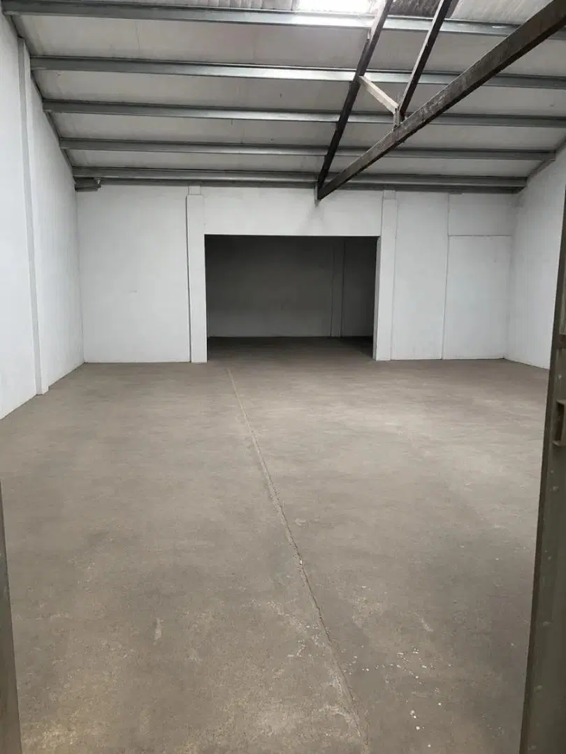 Alquiler de Depósito y Galpón de 730 m² en Tigre 4