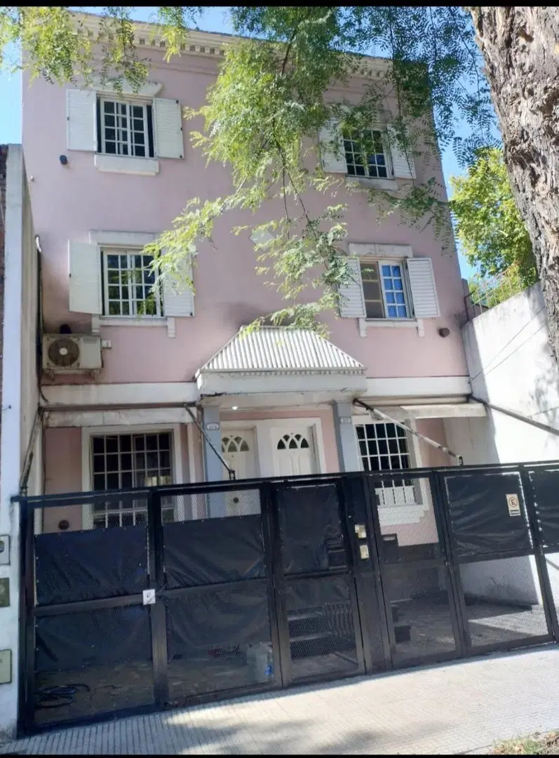 Alquiler de Casa Duplex de 4 Ambientes en Villa Urquiza 3