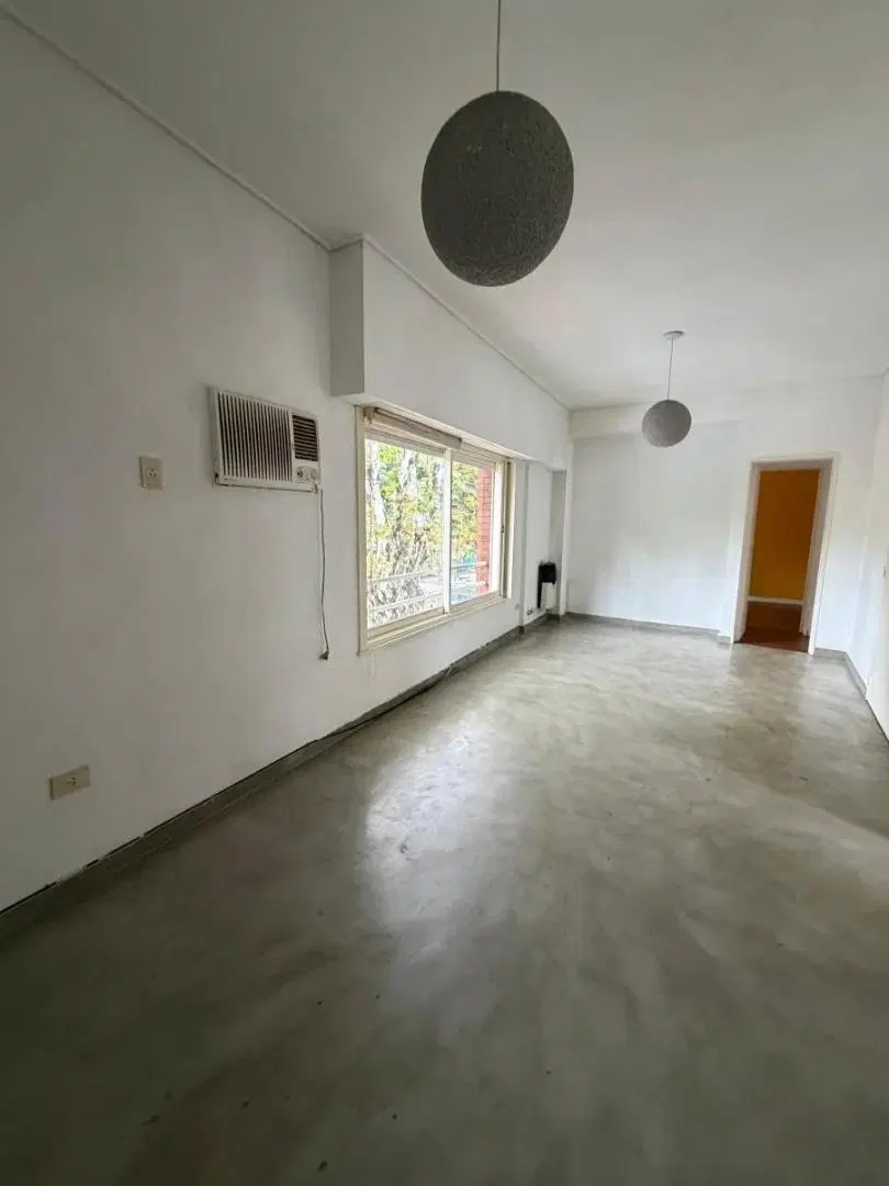 Venta PH de 5 Ambientes en Coghlan 2