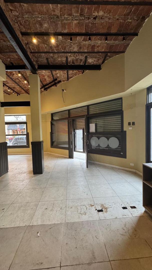 Foto de Alquiler de Local Comercial en Dúplex de 100 m² en Palermo H, imagen 2