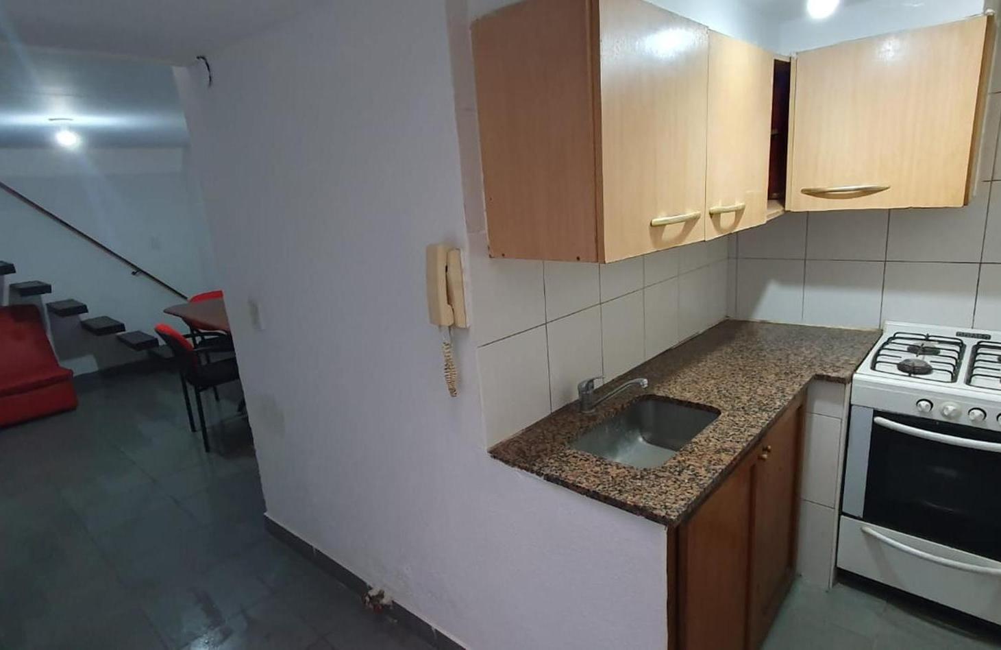 Foto de Alquiler Temporal Departamento en Dúplex en Balvanera, imagen 2