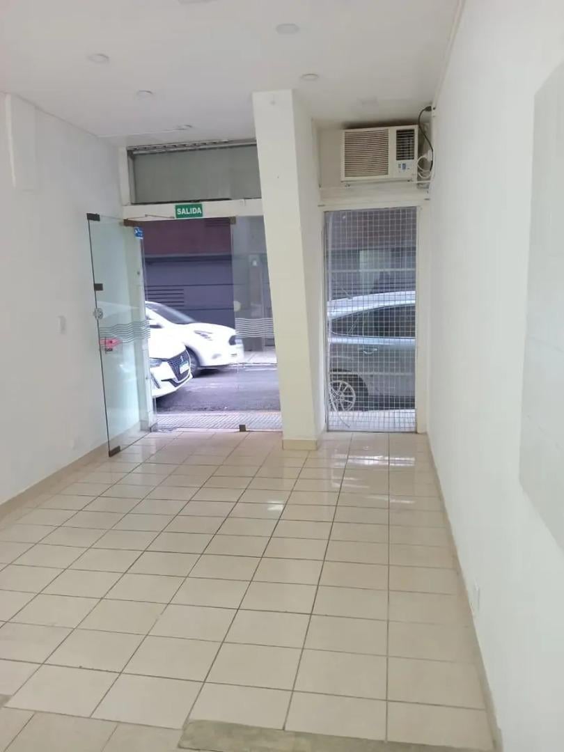 Foto de Alquiler de Local Comercial en Caballito, imagen 2