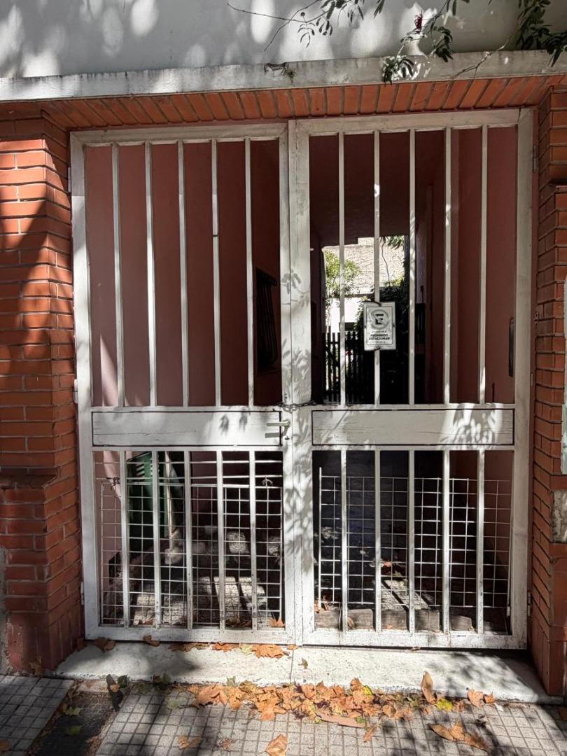 Foto de Venta PH de 5 Ambientes en Coghlan, imagen 2