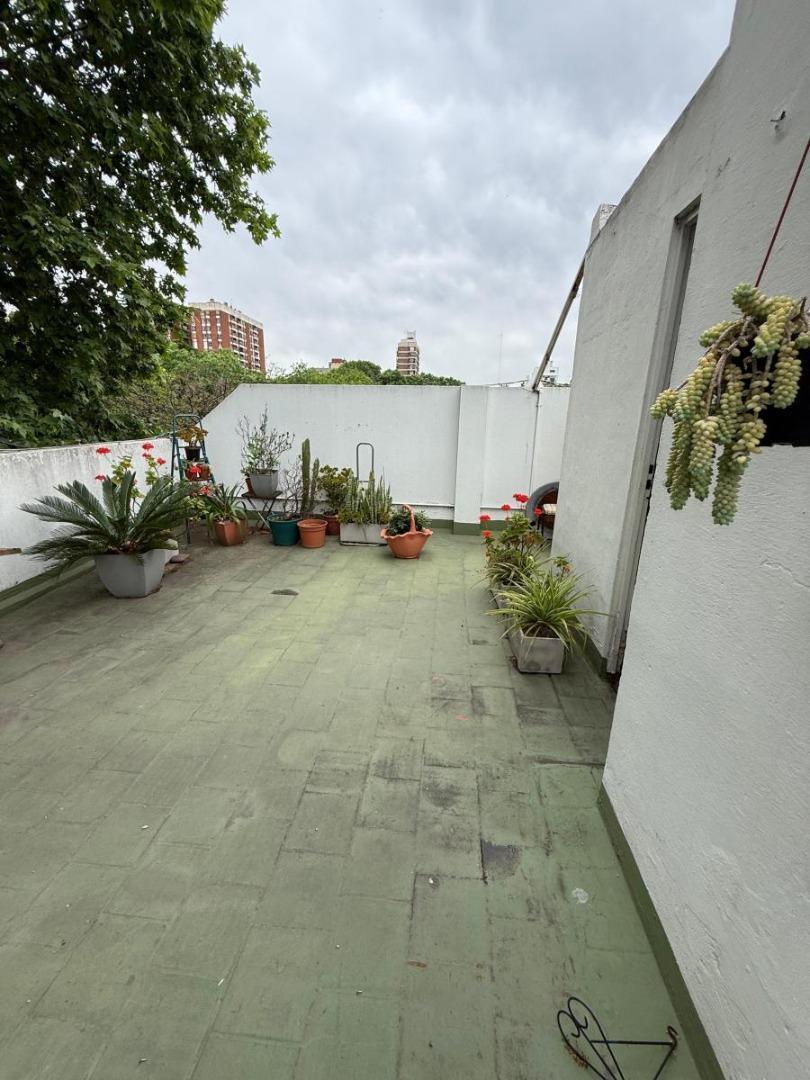Foto de Venta PH de 5 Ambientes en Coghlan, imagen 1