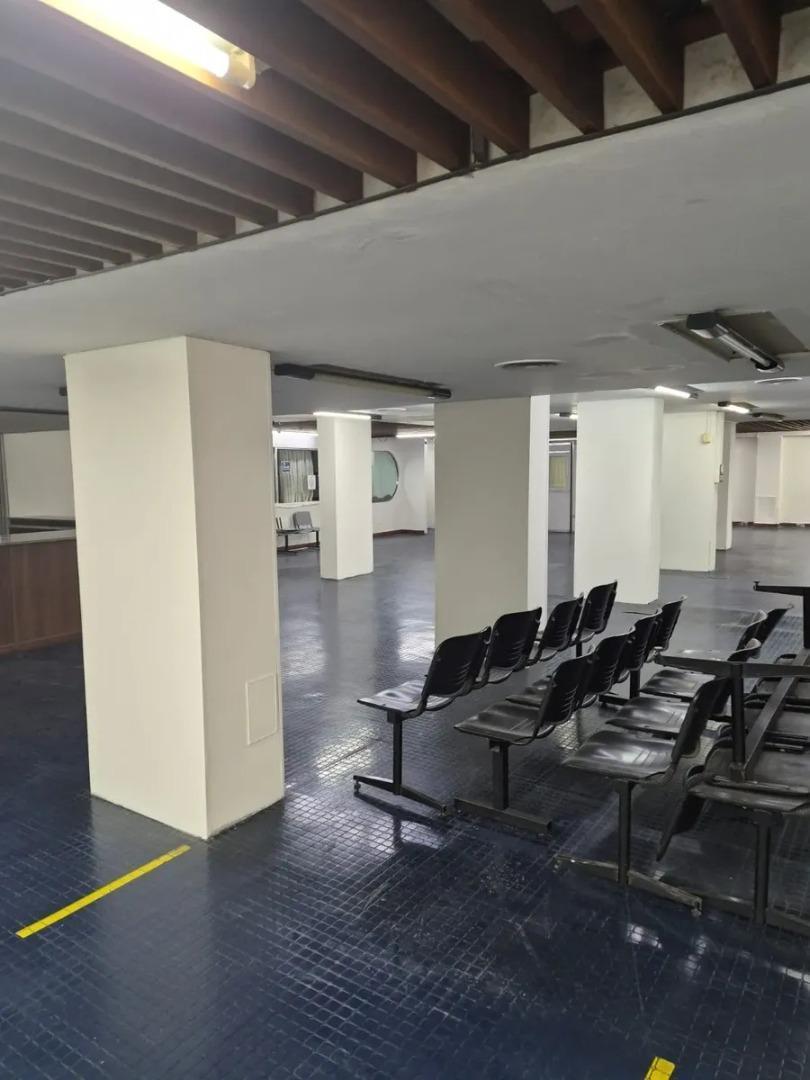 Foto de Alquiler Local Comercial 1.000 m² sobre Av. Jujuy, imagen 3