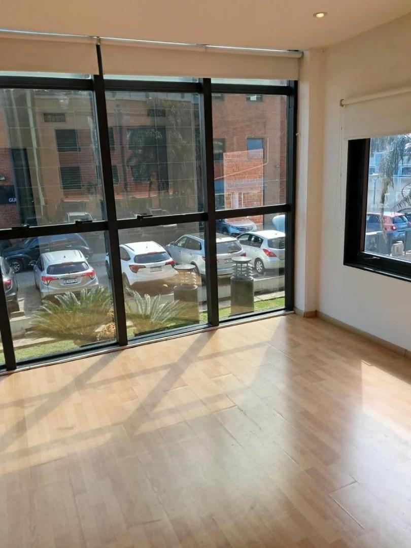 Foto de Alquiler de Oficina Comercial de 110 m² en Puerto Madero, imagen 1