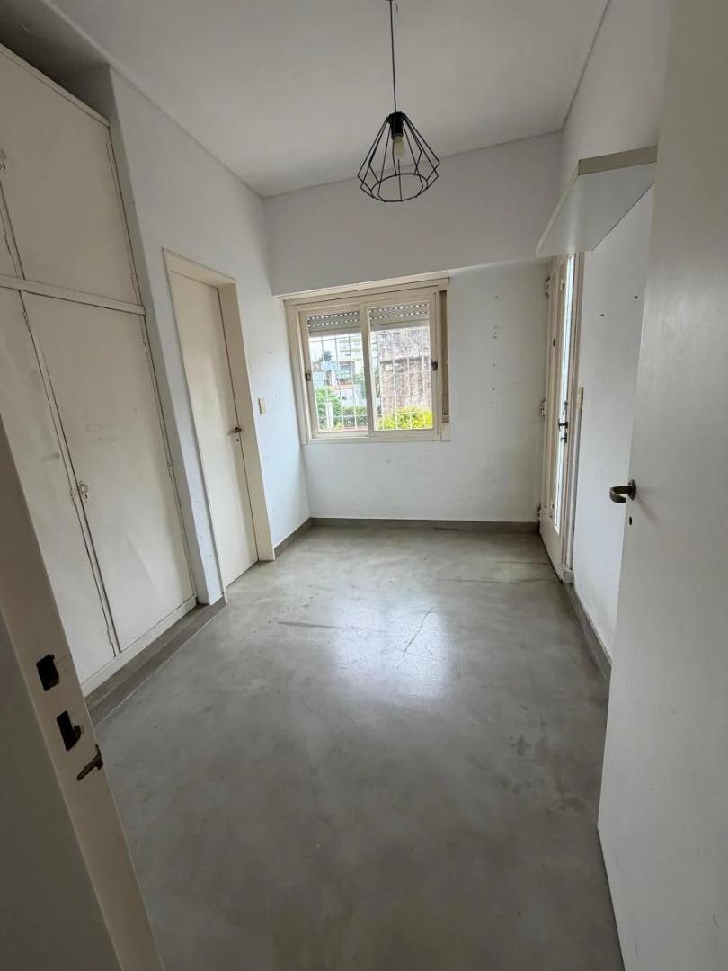 Foto de Venta PH de 5 Ambientes en Coghlan, imagen 3