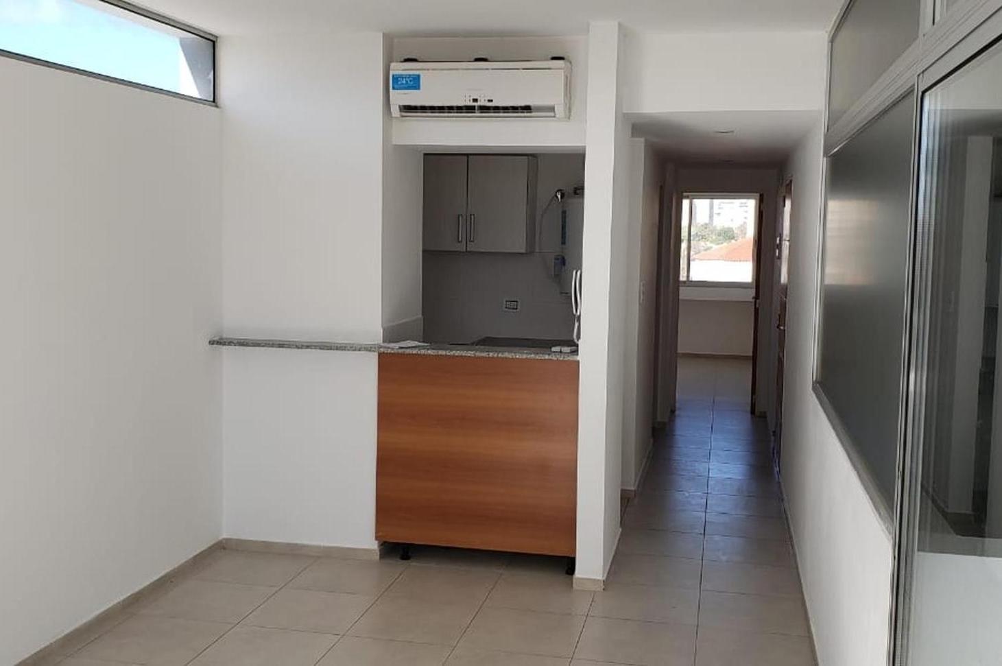 SEMIPISO DE 1 DORMITORIO EXCELENTE UBICACION