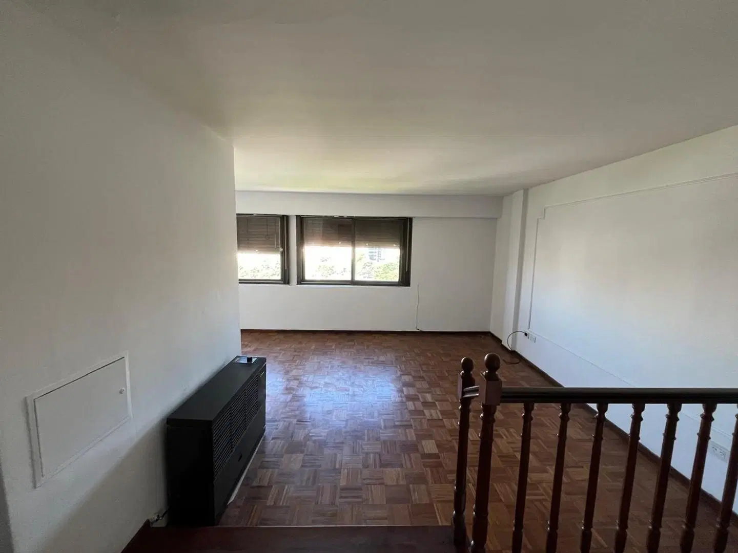 Excelente departamento 3 dormitorios en Plaza Moreno 1
