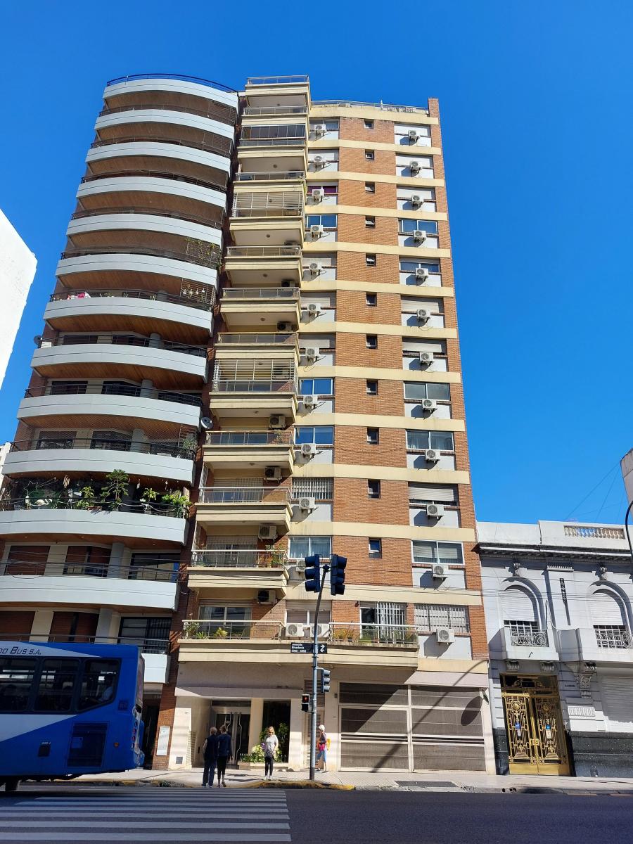 Semipiso 4 Ambientes con Ameities, Cochera y Baulera 4