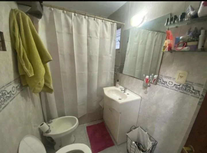 Hermoso 2 ambientes sin muebles con terraza en Caballito 5