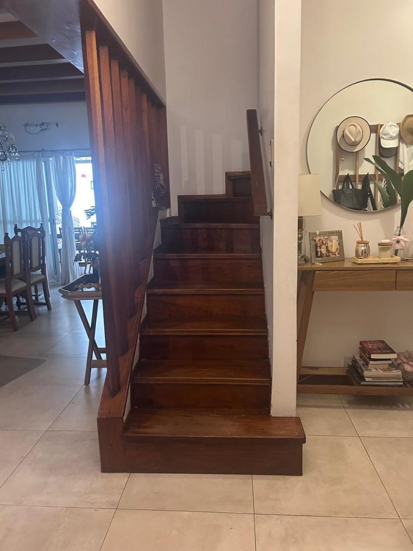 Foto de CASA LOTE PROPIO 5 AMB CON PILETA VENTA URQUIZA DOHO, imagen 1