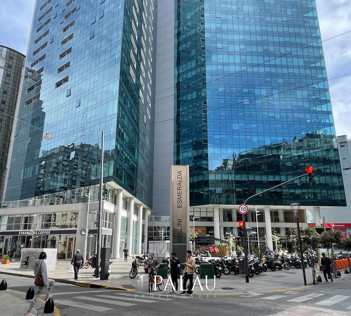 Amoblada - Excelente Oficina de 500 m² Dividida con 4 Cocheras 2