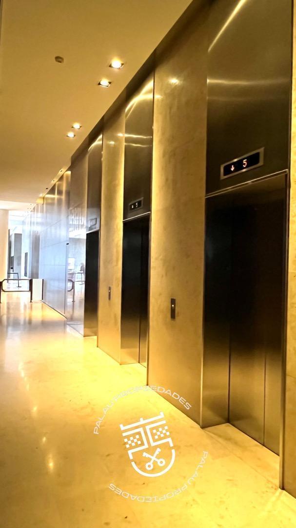 Excelente Oficina en Edificio Aaa - Zencity Esmeralda 5