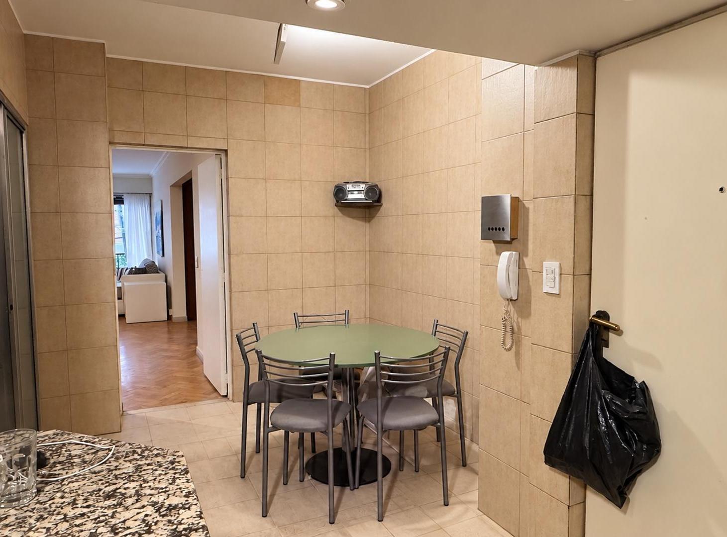 Foto de Con Muebles - Excelente 3 amp. c/dep. y cochera, imagen 4