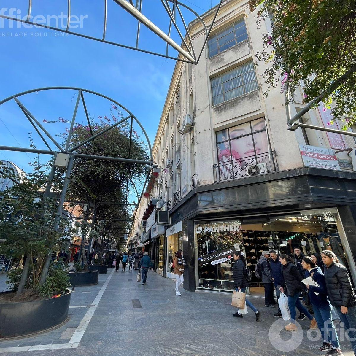Venta Local  Céntrico - Av. Colón esq. Rivera Indarte