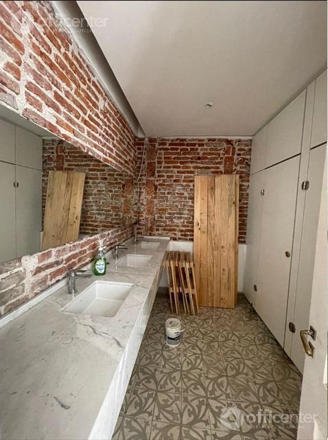 Foto de Casona Ideal Oficina más Local - Venta - Cercanía Plaza San Martín, imagen 3