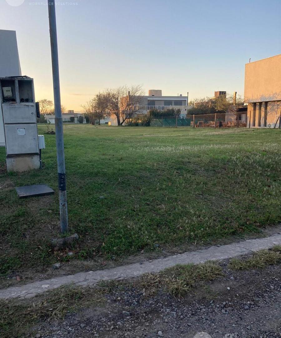 Terreno de 772 m2 en la Morada - Barrio Privado Villa Allende