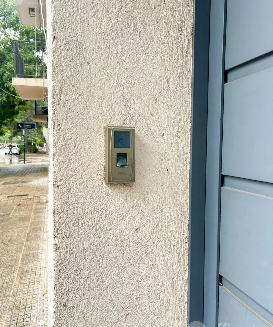 Edificio de oficinas en Alquiler en Barrio Juniors - Perfecto para coworking, consultorios, estudios 5