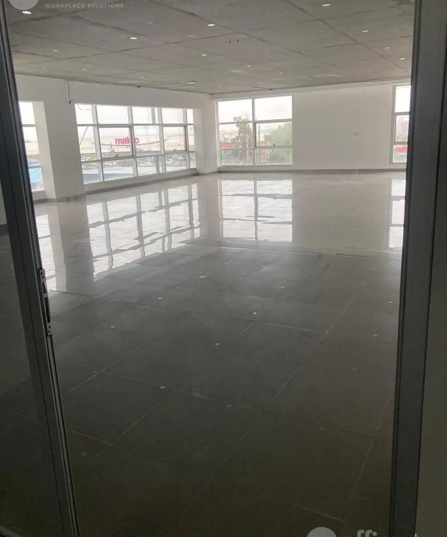 Oficina en Alquiler en Diva de Gama - Hermosa vista - 200 m2 4