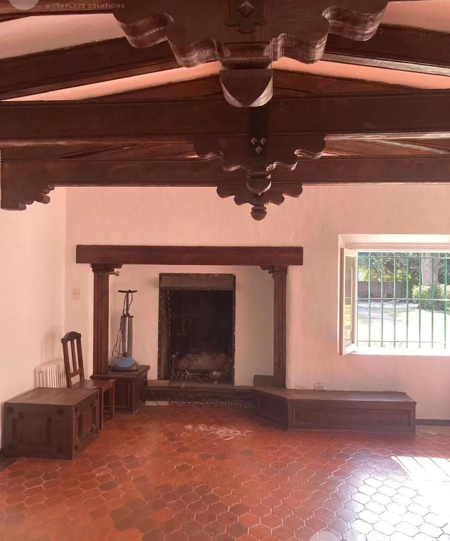 Casa para fines comerciales en Alquiler - Cerro de las rosas 4