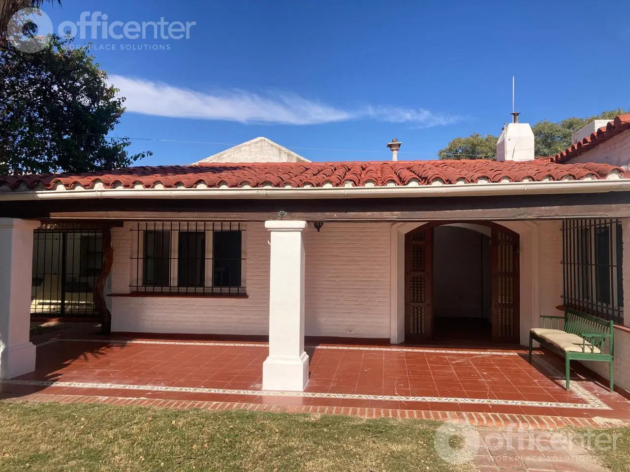 Casa para fines comerciales en Alquiler  - Cerro de las rosas 5