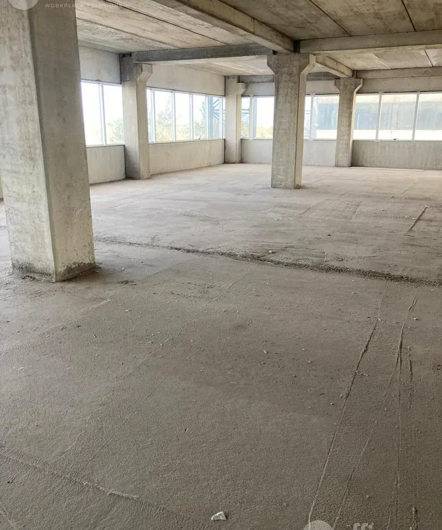 Oficina de 660 m2 en ALQUILER en PEA 1