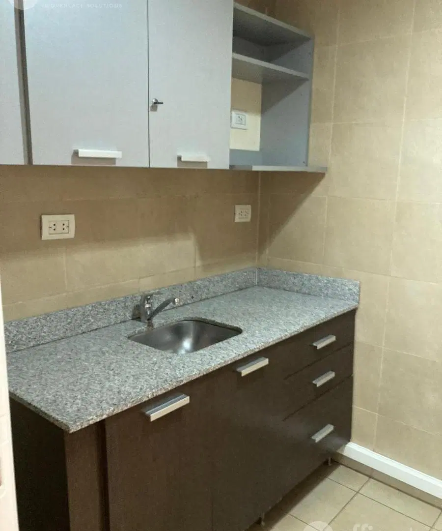 Oficina en Alquiler en Capitalinas 115 m2 en planta libre 5