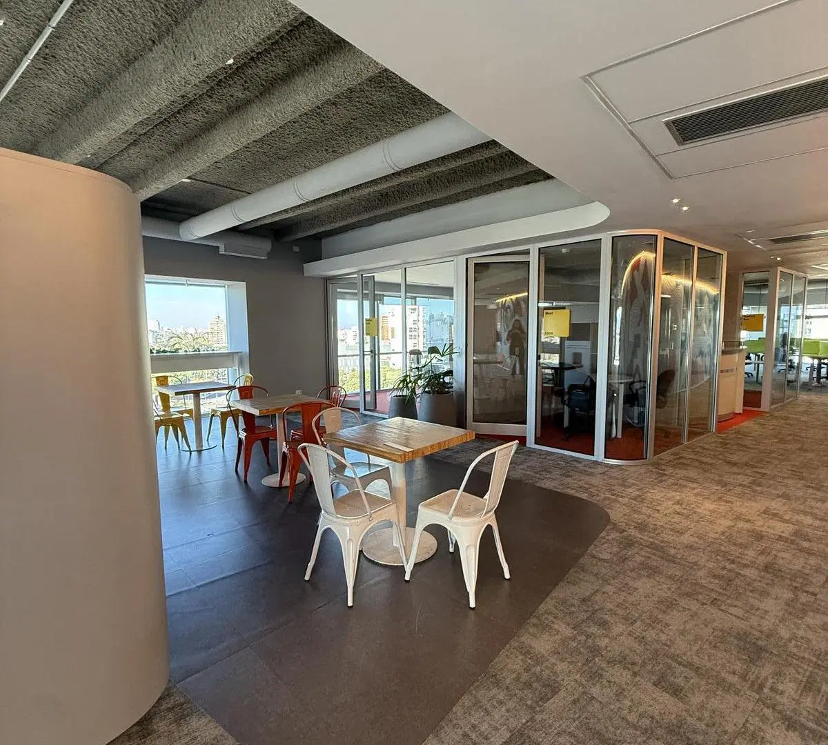 Espacio Corporativo Temporal en CAPITALINAS | 2 Oficinas Privadas Conectadas 8