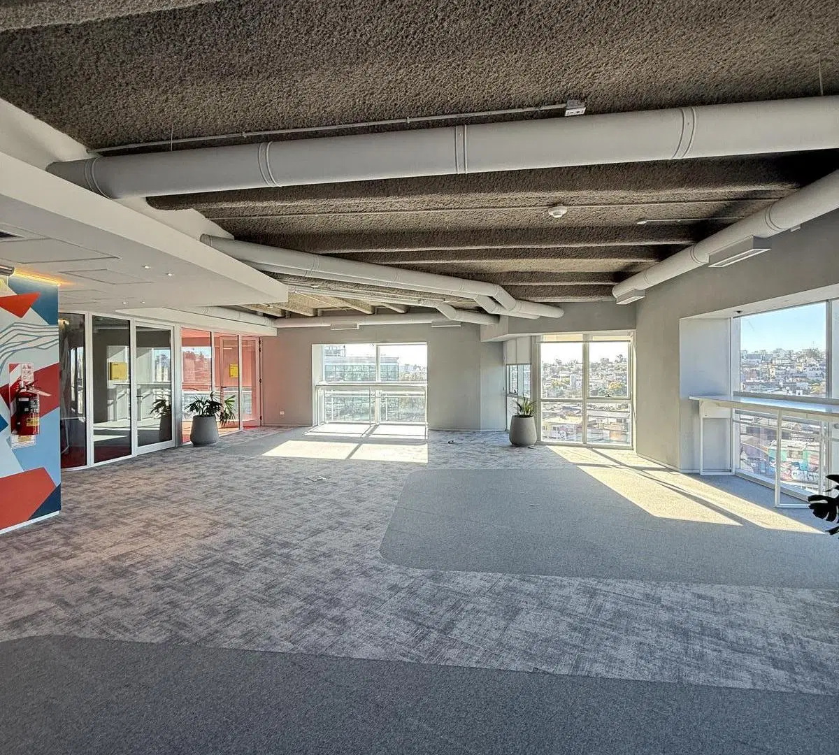 Espacio Corporativo Temporal en CAPITALINAS | 2 Oficinas Privadas Conectadas 4