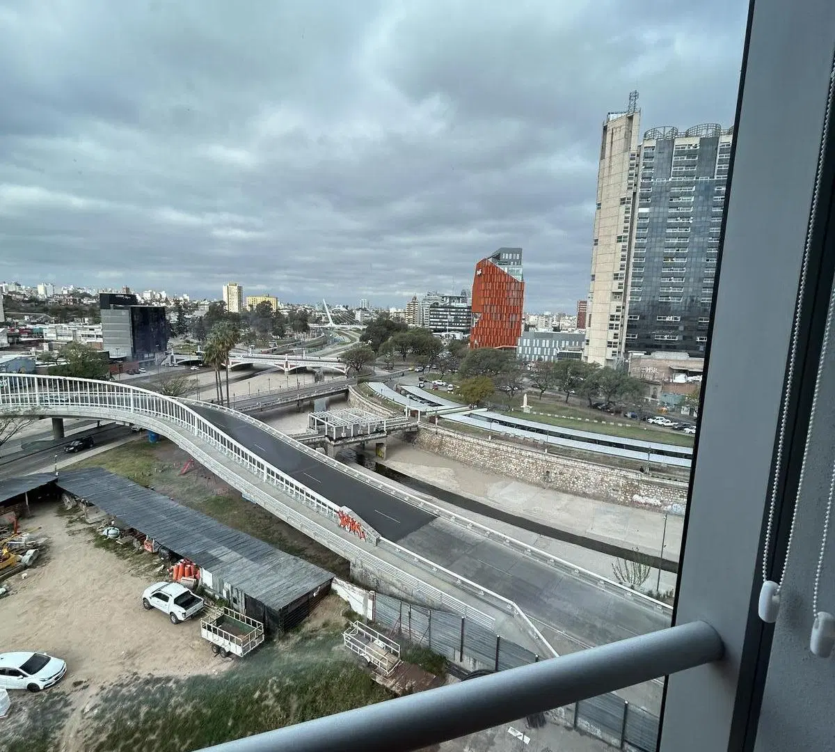 Espacio Corporativo Temporal en CAPITALINAS | 2 Oficinas Privadas Conectadas 5