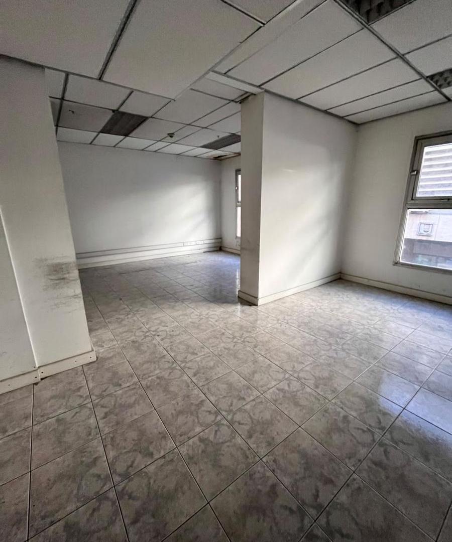 Foto de OFICINA DE 1000 M2 EN GARDEN EN ALQUILER - ZONA CENTRO, imagen 5