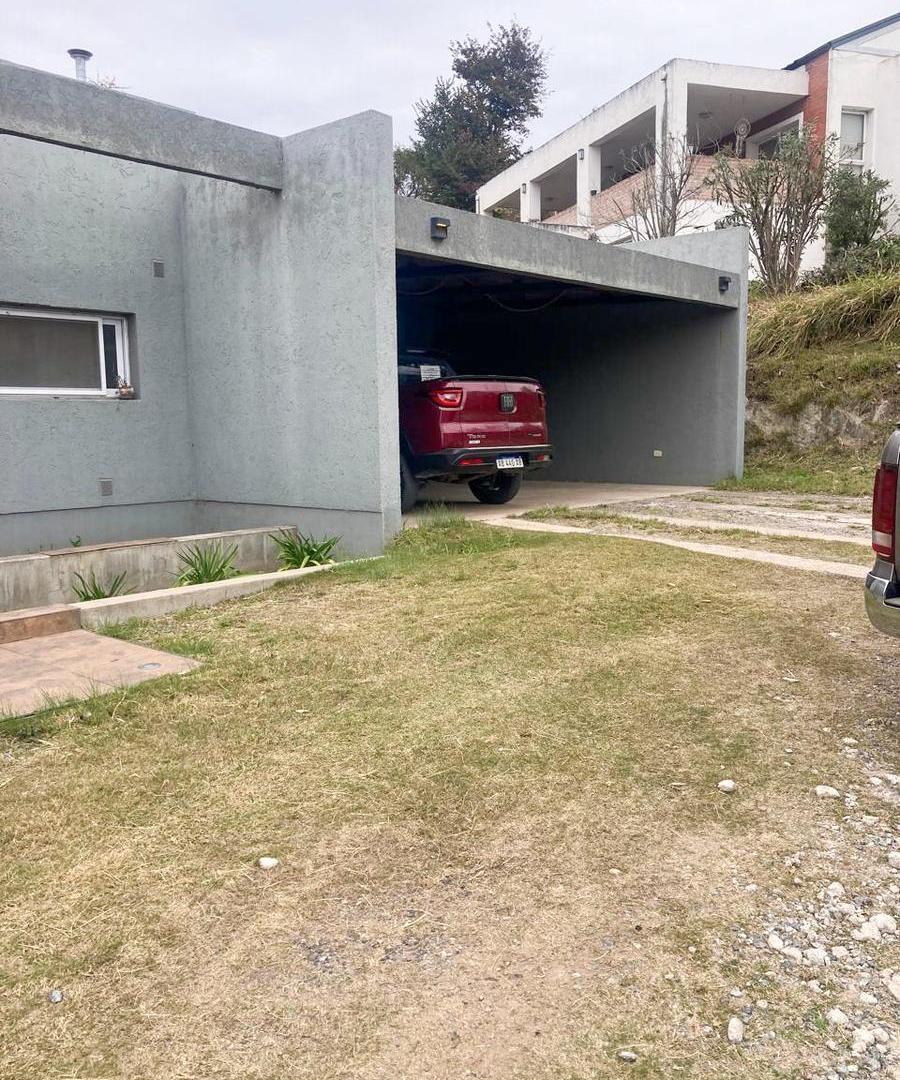 Foto de Importante Casa en Venta - 4 Hojas - Mendiolaza, imagen 4