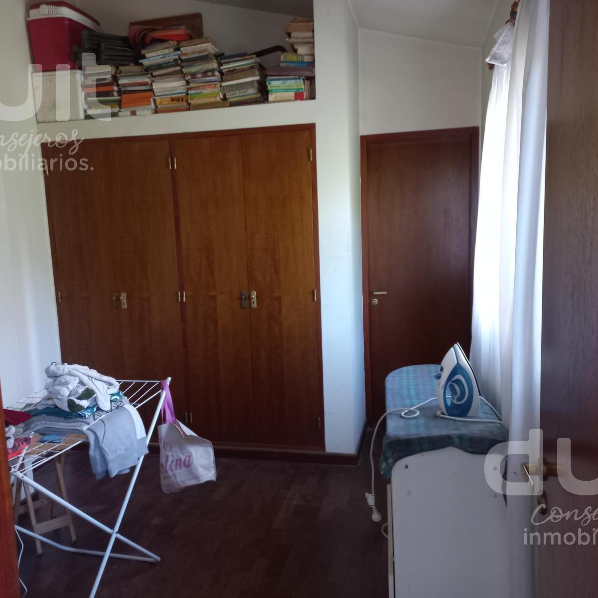 Casa Unica en Country Jockey Club, 2 Lotes Fondo Golf. 3