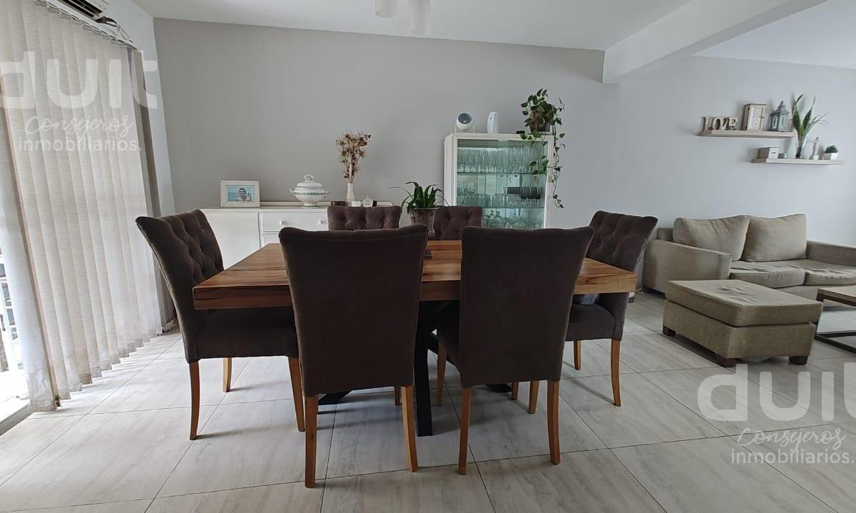 Duplex 3 Dorm. con Dos Cocheras! Apto Credito en Complejo Cerrado 2