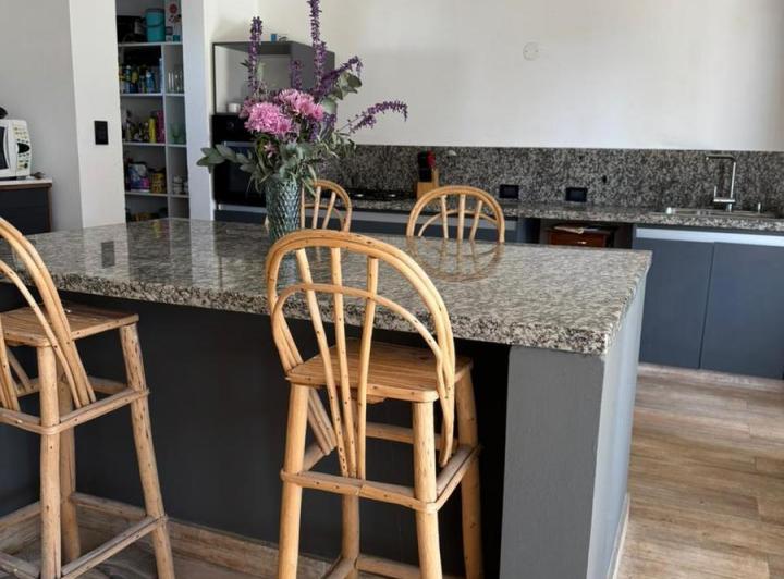 Casa en venta 3 dormitorios y 3 baños en Docta Avenida 2