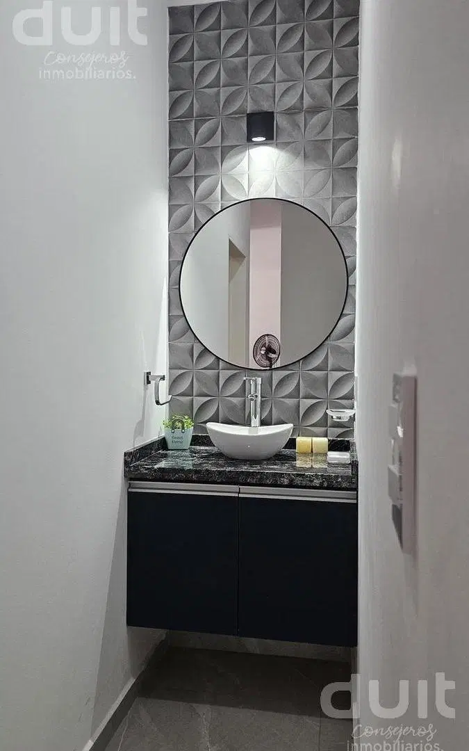 Duplex en Barrio La Calandria - planta baja 5