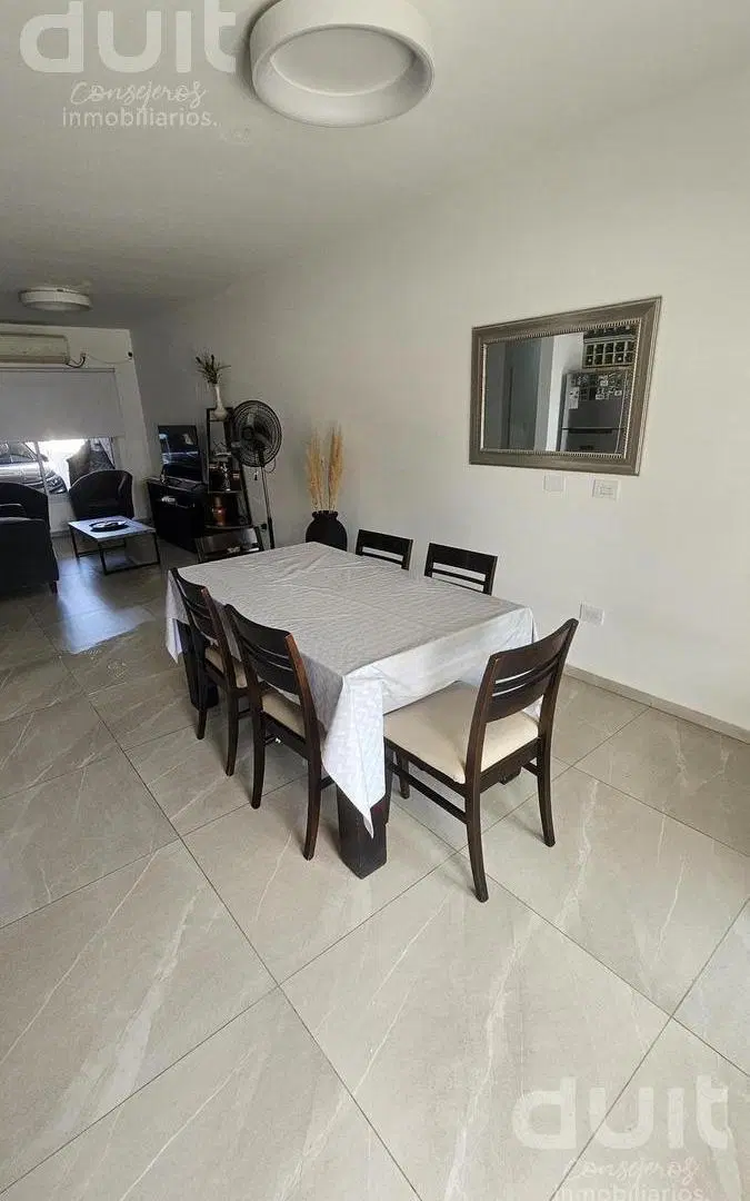 Duplex en Barrio La Calandria - planta baja 2