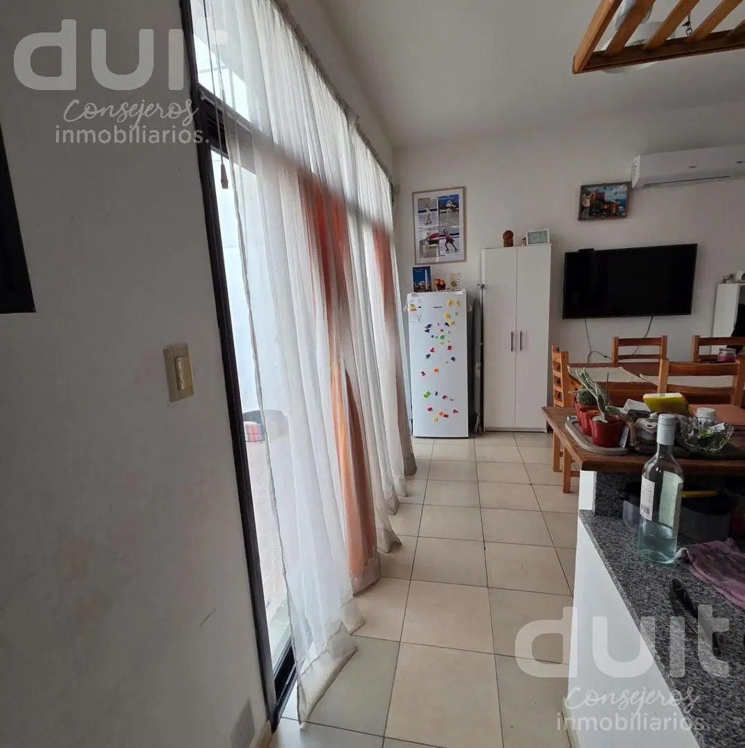 OPORTUNIDAD DUPLEX 3 DORMITORIOS CLAROS DEL BOSQUE 8